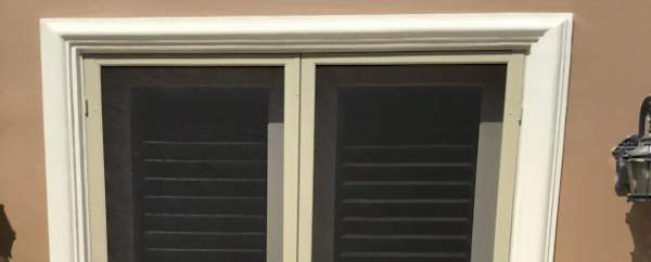 Swinging Screen Doors